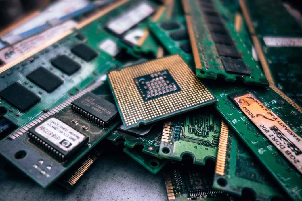 where to donate or recycle old electronics
